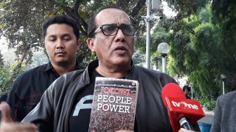 Bela Eggi Sudjana, Kuasa Hukum Ungkit Buku Jokowi People Power