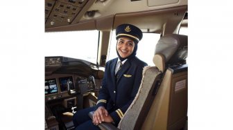 Pertama Kali Dalam Sejarah, Putri Bangsawan Dubai Berhasil Jadi Pilot