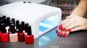 Bukan Hanya Demi Kecantikan Kuku, Ini 3 Manfaat Rutin Lakukan Manicure dan Pedicure