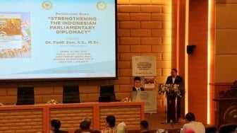 Terbitkan Buku, Fadli Zon Kritik Kebijakan Diplomasi Pemerintah Indonesia