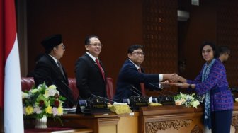 Paripurna DPR Terima Laporan Ekonomi Makro dari Menteri Keuangan