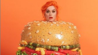 Yummy, Katy Perry Bikin Sneakers Hamburger