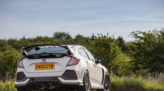 Didandani Ala Mobil Reli, Honda Civic Type R Tampilannya Mengintimidasi