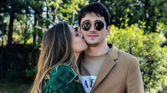 Berpotensi Bikin Patah Hati, Kekasih Charles Leclerc Pernah ke Bali