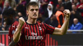 Sedang Paceklik Gol, Krzysztof Piatek Kalem