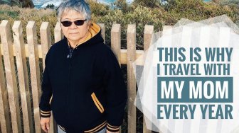 Ajak Ibunya Traveling Setiap Tahun, Alasan Lelaki Ini Bikin Haru