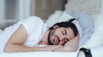 Pengen Ada yang Ngelus Saat Tidur, Pria Ini Ubah Kipas Angin Jadi Alat Ini
