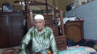 Jamaah Tarekat Naqsabandiyah Senin Lebaran, Malam Ini Takbiran