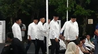 Airlangga Hartarto dan Dedi Mulyadi Ikut Tahlilan Bersama SBY di Cikeas