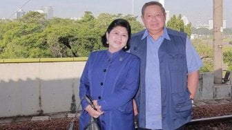 Cuplikan Film Up & Foto-Foto Cinta SBY & Ani Yudhoyono