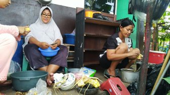 Jelang Lebaran, Warga Kampung Akuarium Keluhkan Harga Bawang