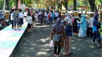 Lebaran, Pengunjung Padati Taman Satwa Taru Jurug Lebih dari 10 Ribu