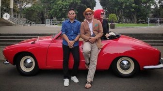 Ridwan Kamil Promosikan Anak Lelakinya, Banyak Warganet Melamar