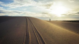 White Sand Dune (Wikimedia Commons Erwin Verbruggen)