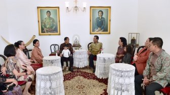 Silaturahmi Temui Sultan Hamengkubuwono X, Jokowi Ajak Jan Ethes