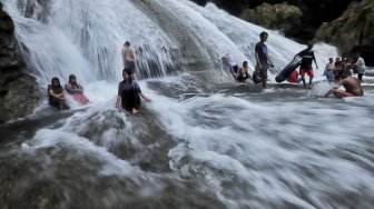 Menikmati Keindahan Wisata Air Terjun Bantimurung