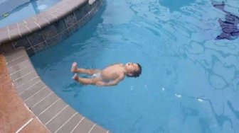 Disebut Aquaman Cilik, Bocah Ini Bisa Berenang Layaknya Atlet Profesional 