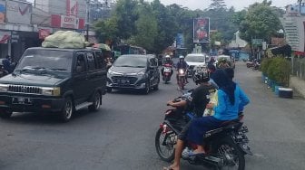 Macet Arus Balik Ruas Ajibarang - Bumiayu Terurai Usai Polisi Lakukan Ini