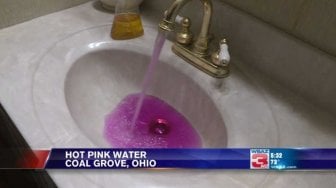 Air Keran Berwarna Merah Muda di Desa Kecil di Ohio, Aman Dikonsumsi?