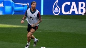 Luis Enrique Masih Absen Dampingi Spanyol, Ramos: Tak Masalah