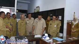 Hari Pertama Masuk Kerja, Wabup Mojokerto Minta ASN Bekerja Professional