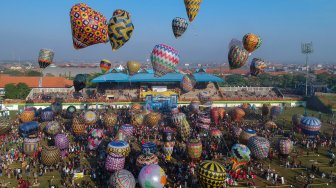 Nana Sudjana Minta Masyarakat Jateng Tidak Gelar Festival Balon Udara