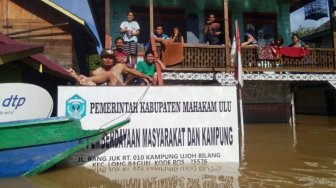 Banjir Melanda Kawasan Perbatasan Indonesia - Malaysia