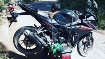 Pantang Baper, Meme Saling Ejek Antar Fansboy Motor Ini Bikin Perut Kaku