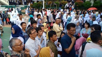 Antrean SMA Negeri 1 Depok Membludak, Pantia: Orangtua Tak Tahu Cara Daftar