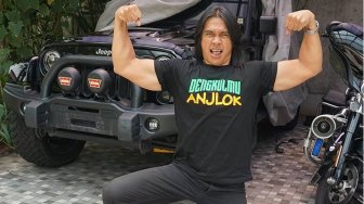 Agung Hercules Sakit Kanker Otak, Ade Rai Mengajaknya Adu Panco