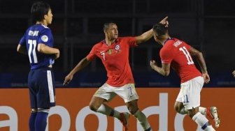 Sumbang Satu Gol bagi Chile, Vidal: Alexis Sanchez Butuh Gol Itu