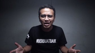 Buntut Komentari Mural Jokowi 404:Not Found, Netizen: Faldo Maldini Versi Muda Ngabalin