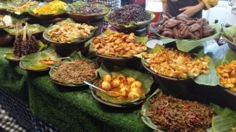 Yuk Santap Nasi Campur Khas Bali di Jakarta Fair