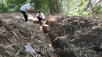 Gali Tanah Bikin Kandang Bebek, Basuki Temukan Struktur Batu Bata Kuno