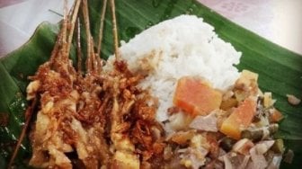 Obat Lapar di Kala Malam, Seporsi Nasi Patik Mbak Ut nan Legendaris