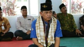 Karena Ayat Kursi, Kepala BPBD Sampang Masuk Islam