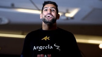 Kontroversial, Amir Khan Ikut Yakini Virus Corona Ada Kaitan dengan Konspirasi 5G