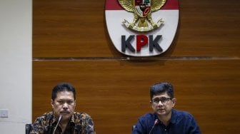 Jamintel Minta KPK Serahkan Dua Jaksa yang Terjaring OTT