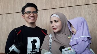 Zaskia Sungkar Melahirkan, Begini Dukungan Mark Sungkar dan Fanny Bauty