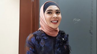 Fokus Hijrah, Indah Dewi Pertiwi Segera Pensiun Jadi Penyanyi