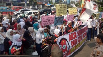 Jadi Korban PPDB Zonasi, Puluhan Orangtua dan Siswa Demo di Depok