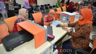 Pemkot Surabaya Bakal Naikan Bantuan Operasional Pendidikan Daerah