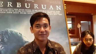 Film Tayang Barengan, Adipati Dolken Bersaing dengan Iqbaal Ramadhan?