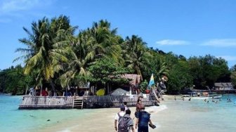 Surganya Para Penyelam, Menyisir Pulau Cubadak di Sumatera Barat