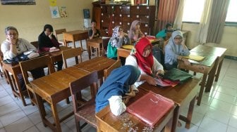 PPDB SMP di Depok, Masih Banyak Orangtua yang Datang ke Sekolah Jam 4 Pagi