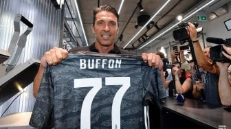 Alasan Gianluigi Buffon Pakai Nomor Punggung 77 di Juventus