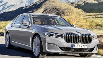 Urung Dipakai Presiden Jokowi, BMW Seri 7 Pertama Dipakai Kedubes Ini