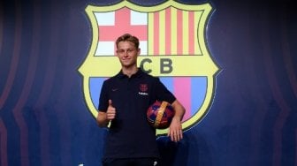 Dikabarkan Bakal Gabung Manchester United, Frenkie de Jong: Saya Lebih Suka Barcelona