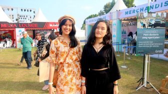 5 Outfit Kece dan Paling Eyecatching di Prambanan Jazz 2019