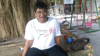 Puger, Juru Parkir Telaten Rawat Anak yang Hidup Dengan HIV/Aids